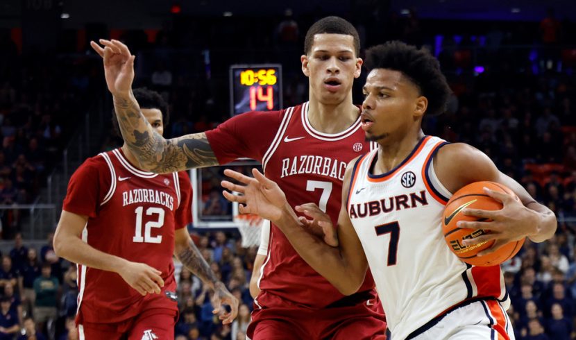 Hall's second straight 30-point game leads Auburn to 95-73 blowout ...