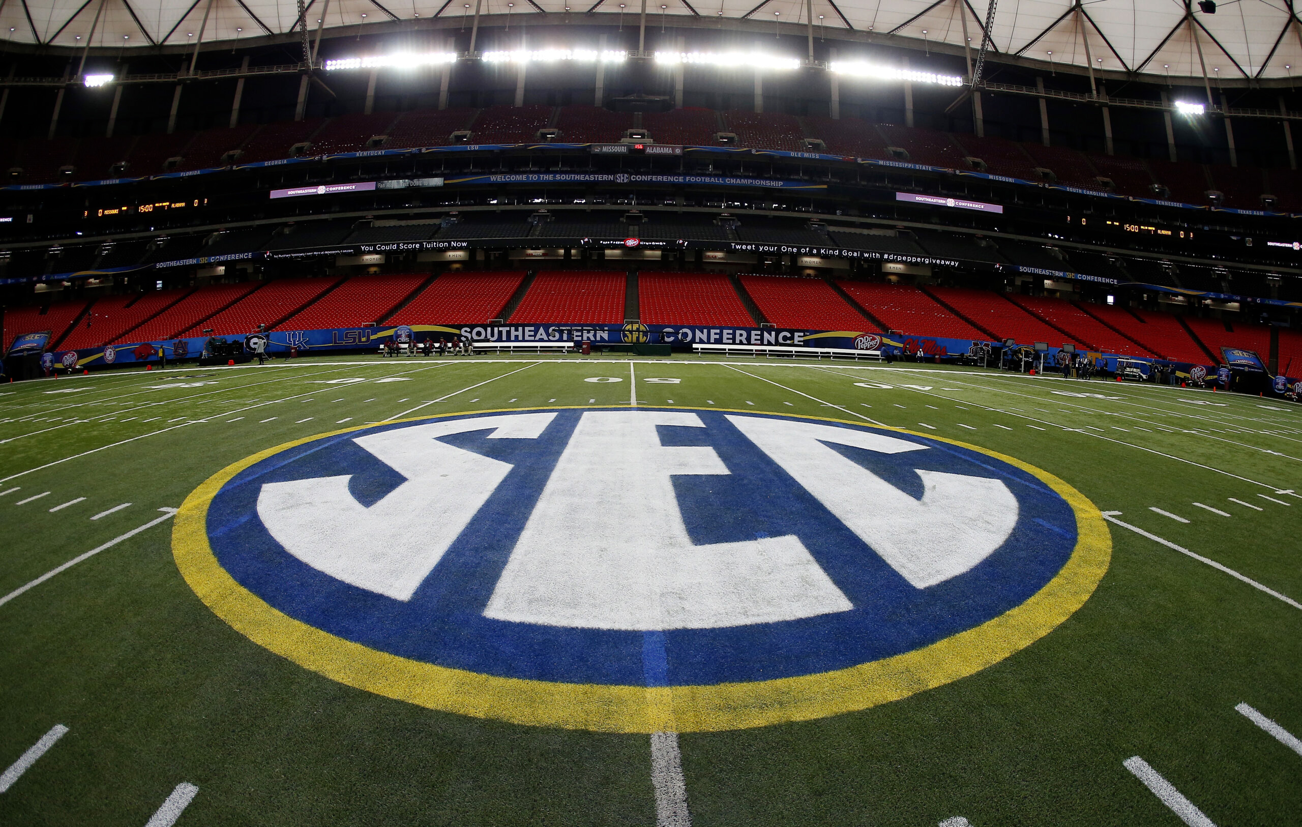 Senate panel advances college sports bill that SEC, Tuberville opposes