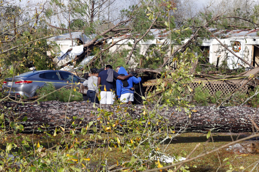 Tornado outbreak: 2 dead from twister in the dark - Alabama Daily News