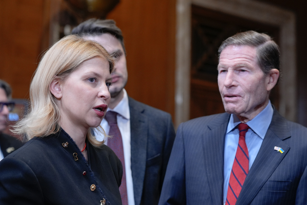 Britt, bipartisan group urges Russia to return Ukrainian children