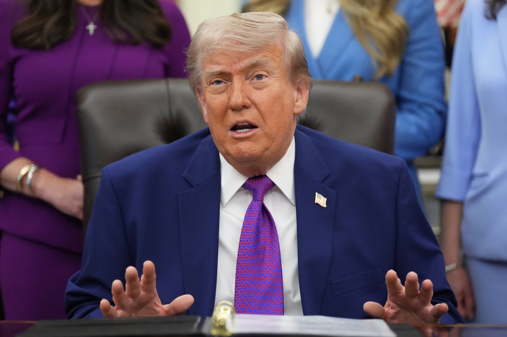 Trump will ask Congress to suspend federal gasoline tax