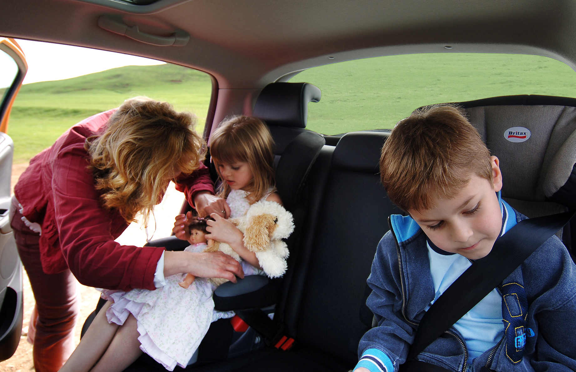 New law provides immunity for rescuing children trapped in hot cars ...
