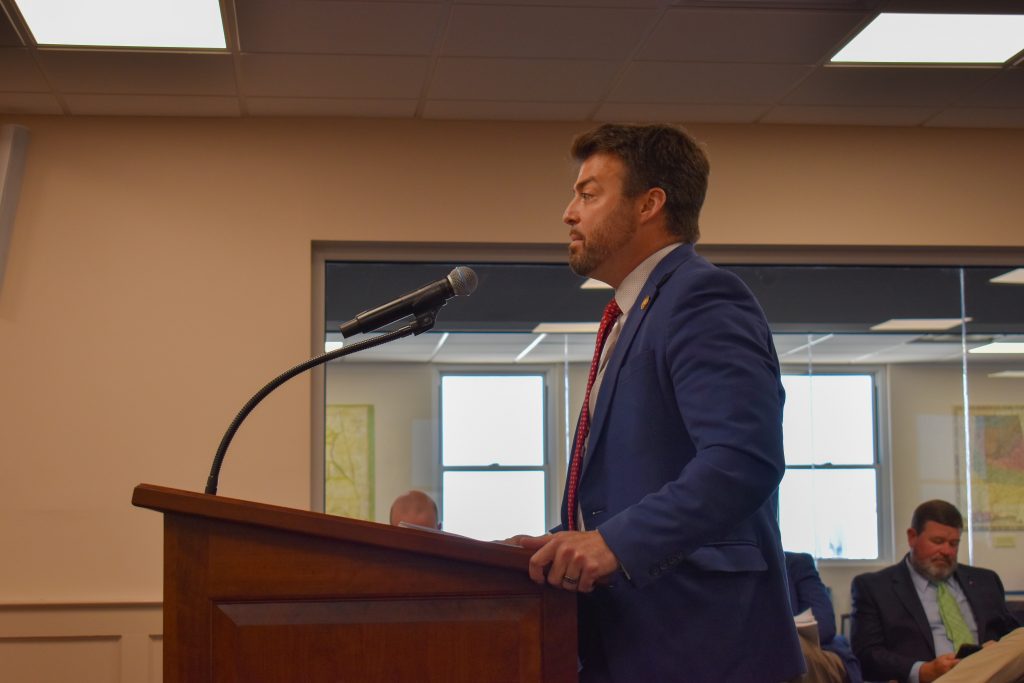 Законопроект о закрытых праймериз прошел в комитете Сената